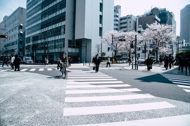 沈阳为何勤工俭学对在日本的留学生的职业生涯至关重要？
